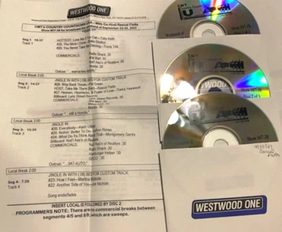 9/22/07 CMT COUNTDOWN USA CO-HOST RASCAL FLATTS; TOBY KEITH; BLAKE SHELTON - Image 1 of 3