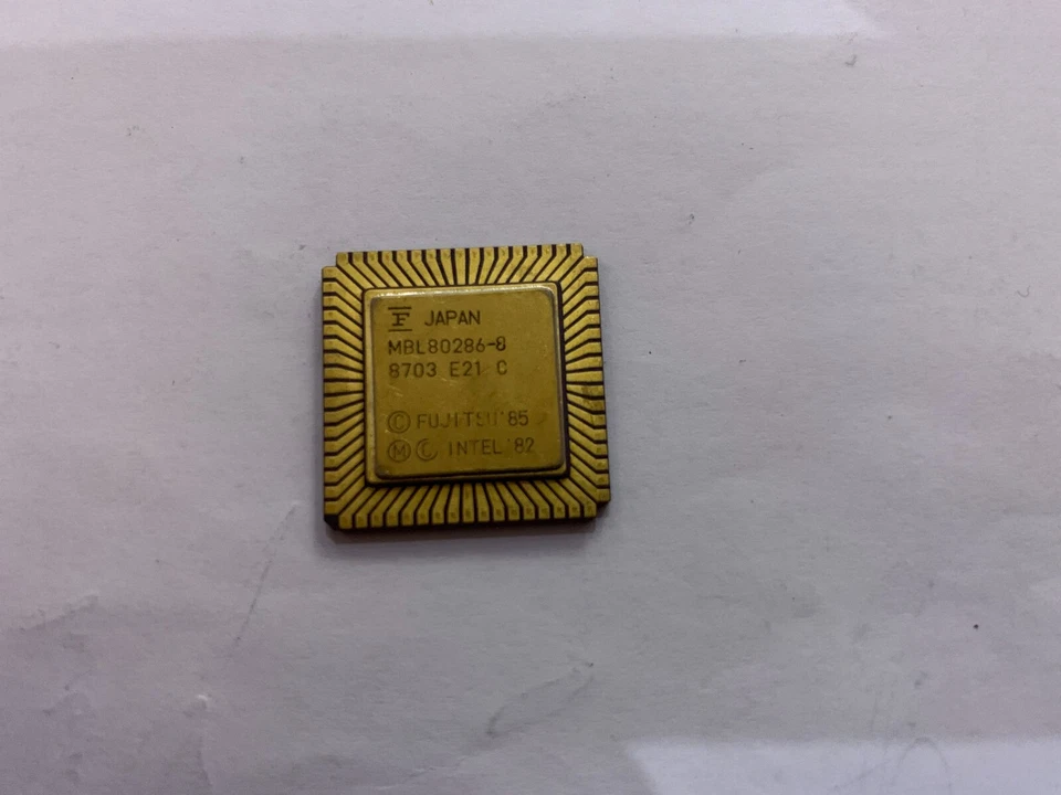 Fujitsu MBL80286-8 CPU MBL 80286-8 68pos 镀金 — 第 1/2 张图片