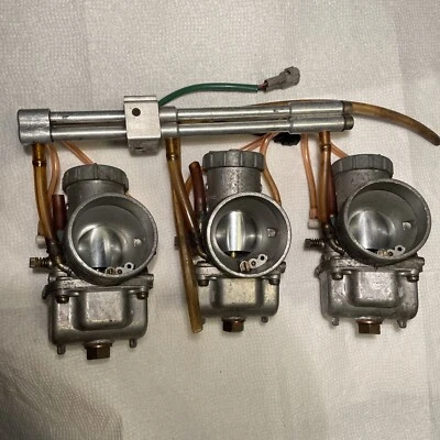 Juego de 3 carburadores Ski doo Grand Touring 700 SE 97 VM38-373 372 445 Foto 1 de 4