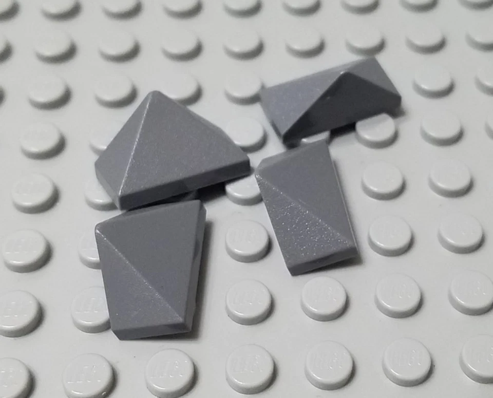 LEGO Lote de 4 Creadores Modulares Gris Azulado Oscuro 2x1 Triple Techo Pico Pendientes Foto 1 de 1