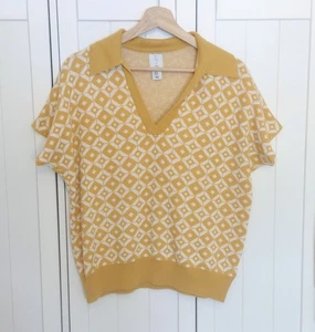 Top estilo polo tejido Joie mediano amarillo patrón geométrico - Imagen 1 de 8