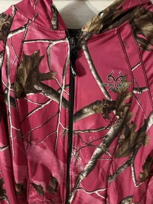 Chaqueta camuflada para mujer Real Tree mediana Foto 1 de 4