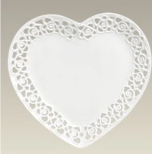 Set Of 4 Heart Shaped And Reticulated Dinner Plates - Picture 1 of 1