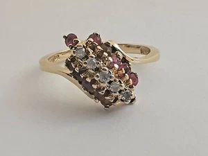 RUBY & DIAMOND CLUSTER GOLD RING 10ct yellow red & sparkly round cut gemstones - Picture 1 of 12