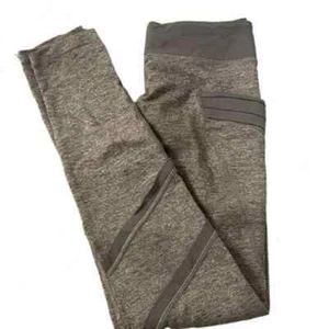IVIVVA by Lululemon ~ Girl's 12 ~ Heather Granite Gray Side Pocket Leggings a05 - Picture 1 of 2