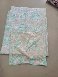 Pottery Barn Kids "Pale Pink/Gray/Aqua Medallions Twin Quilt & Euro Sham - Picture 1 of 3