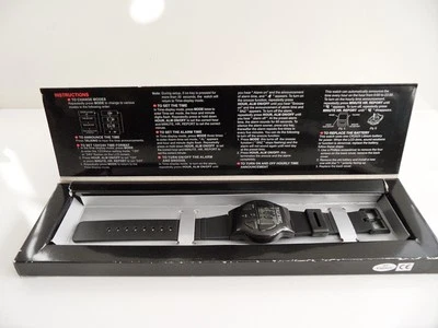 MONTRE BRACELET LCD NUMERIQUE ALARME PARLANTE "ULTMOST" STYLE VINTAGE - Imagen 1 de 4