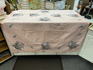 Vintage Hand-Embroidered Basket Pattern Tablecloth 75" x 51" - Picture 1 of 4
