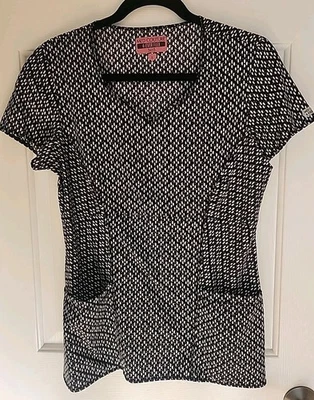 Med Couture Forever Flex Womens Scrub Top Size S - Image 1 of 4