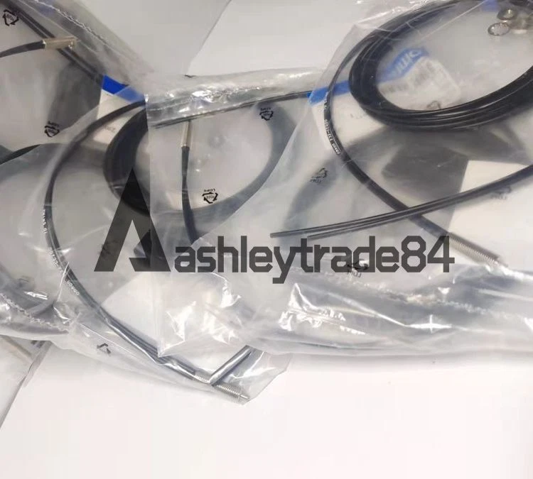1PCS New For Omron Fibre Optical Sensors E32-ZT22 - Image 1 of 1