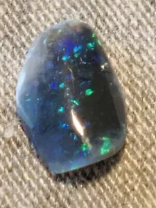 Black Opal 0.41 Carat 7x5x2mm Lightning Ridge S 11 - Picture 1 of 9