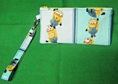 "MINIONS" -Monedero Muñequera Hecho a Mano -AZUL Y AMARILLO Foto 1 de 3