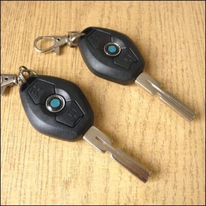 Kit Telecomand​i Chiusura Centralizz​ata Chiave per BMW E36 E46 M3 X5 E53 E30 - Picture 1 of 3