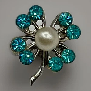 PIN TRÉBOL CORO VINTAGE PEDRERÍA AZUL PERLA Y AGUAMARINA DÍA DE SAN PATRICIO - Imagen 1 de 4