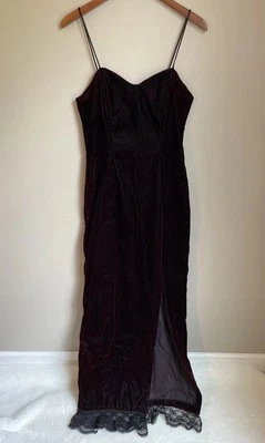 De Colección Steppin Out Para Mujer Y2K Púrpura Terciopelo Capricho Negro Encaje Baile de graduación Formal 7 M Foto 1 de 4