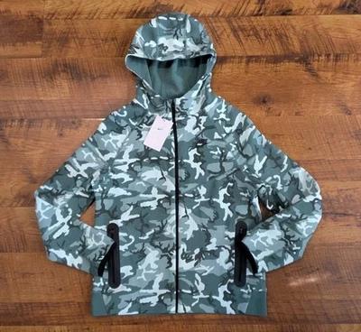 Nike Tech Fleece Full-Zip Jacket Kids XL Green Camo FN9118-361 Boys New - Image 1 of 4