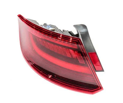 16-18 AUDI A3 E-TRON 8VF ЛЕВЫЙ ВОДИТЕЛЬ ЗАДНИЙ ВНЕШНИЙ ЗАДНИЙ ФОНАРЬ СТОП-СИГНАЛ ЛАМПА (СВЕТОДИОД) - Изображение 1 из 4