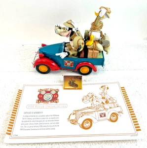 Difícil de encontrar 1999 Disney Convention Safari Guide Mickey Blue 1938 Bantam Ertl LE 200 caja - Imagen 1 de 10