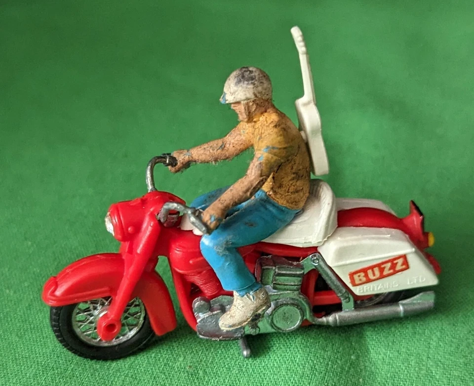  Motocicleta Harley Davidson 'Buzz' modelo británico #9689   Foto 1 de 4