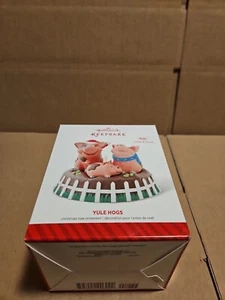 Hallmark Christmas Ornament 2014 YULE HOGS Pigs MAGIC SOUND & MOTION  - Picture 1 of 13