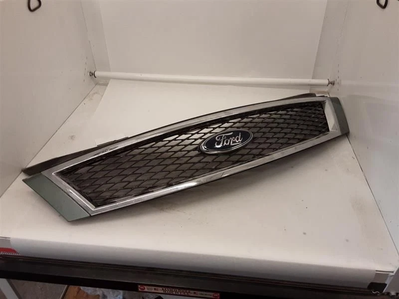 Ford Five Hundred 2005-2006 parrilla negra/cromo 06 Foto 1 de 1