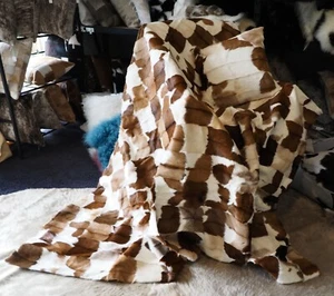 A Simply Stunning 1800mm x 1600mm Super Soft Goat Skin Throw Rug - Picture 1 of 10