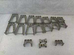 18x Assorted Lionel Vintage Gray Plastic Model Railroad Trestle Pieces - Picture 1 of 7