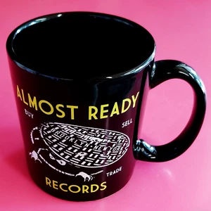 Tienda de discos casi lista - Taza de café - Brooklyn NYC Punk Rock Montclair NJ x - Imagen 1 de 1
