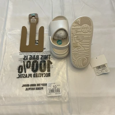 Sandalias REEF Little Rio para niños pequeños, sandalias para niños pequeños talla 10 color es blanco susurro Foto 1 de 4