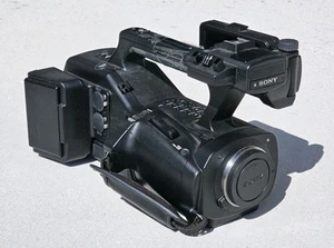 Sony NEX-EA50U Full HD Super 35 Digital Video Camcorder With Battery ***READ*** - Picture 1 of 9