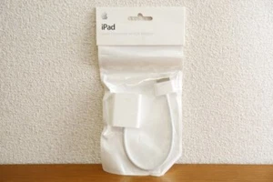 Apple iPad Dock Stecker auf VGA Adapter MC552ZM/A - Bild 1 von 3