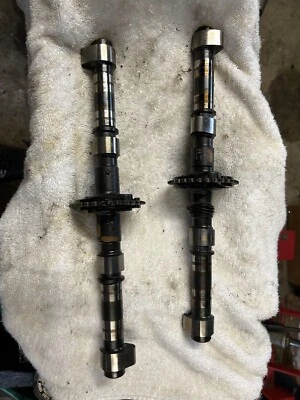 Suzuki GS1000E 1979 árboles de levas admisión escape Foto 1 de 3