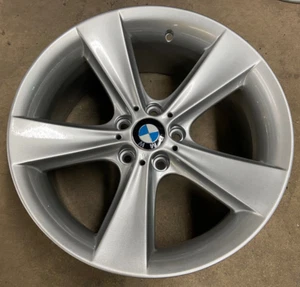 1 Refurbished BMW 545I 525I 530 Wheel Rim 19x8" FRONT Silver #59507 - Picture 1 of 6
