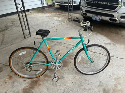 vintage Peugeot mens mountain bike US Express all original, unused, race pedals - Image 1 of 4