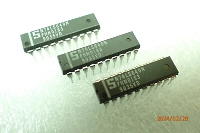 N74LS640N  SIGNETICS  20 PIN DIP / DIL  IC    5 PIECES per order   HU1294 - Image 1 of 3