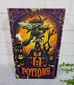 Caja de almacenamiento de libros de imitación pociones de brujas de Halloween 11" utilería envejecida - Imagen 1 de 8