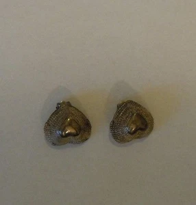 Vintage Heart Silvertone Clip Back Earrings - Picture 1 of 1