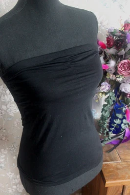 NEW Peacocks Strapless Bandeau Black Top Sleeveless Double Lined Bust UK 10 - Image 1 of 4