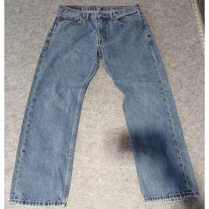 Levi's 505 Regular Fit Jeans Mens 34x29 Medium Wash Blue Denim Classic - Picture 1 of 9