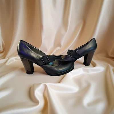 Zapatos de tacón alto Kenneth Cole Reaction negros con correa de hebilla de cuero talla 8 Foto 1 de 4