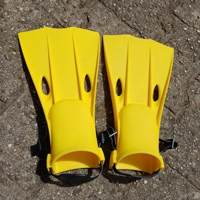 Intex Schwimmflossen Größe 35-37 Kinder Tauchen - Bild 1 von 3