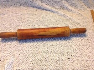 ANTIQUE PRIMITIVE COUNTRY FARM SPALTED MAPLE WOODEN  KITCHEN DOUGH ROLLING PIN - Picture 1 of 7