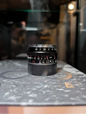 ZEISS C Biogon T 35mm f/2.8 MF ZM Lens for Leica M mount - Image 1 of 4