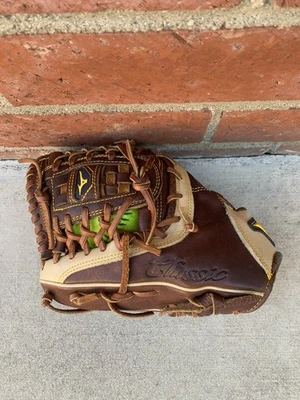 Mizuno GCF-1201F1  Pro Classic 12 inch Softball Glove Left Hand Throw - Image 1 of 4