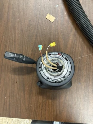 JEEP GRAND CHEROKEE SRT 14-18 STEERING WHEEL TURN SIGNAL SWITCH CLOCK SPRING - Image 1 of 4