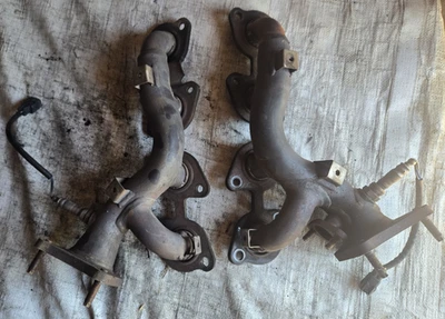 Par de colectores de escape 94-97 Lexus SC400 1uz 8 cilindros izquierda y derecha OEM Foto 1 de 4