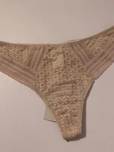 Bravissimo Ladies Knickers Thong Champagne Small BNWG Freepost - Picture 1 of 10
