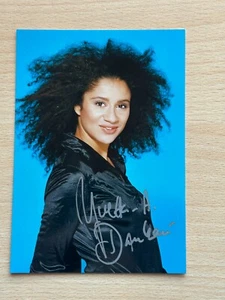 Yvette Dankou - Chartbreaker - Foto original signiert - #S8596 - Imagen 1 de 1