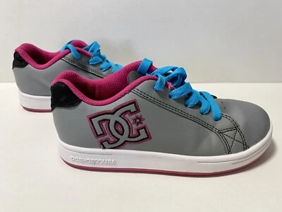 DC Shoes Gray Pink Black And Blue Lace Low Top Skater Skate Shoe Size 2 - Image 1 of 4
