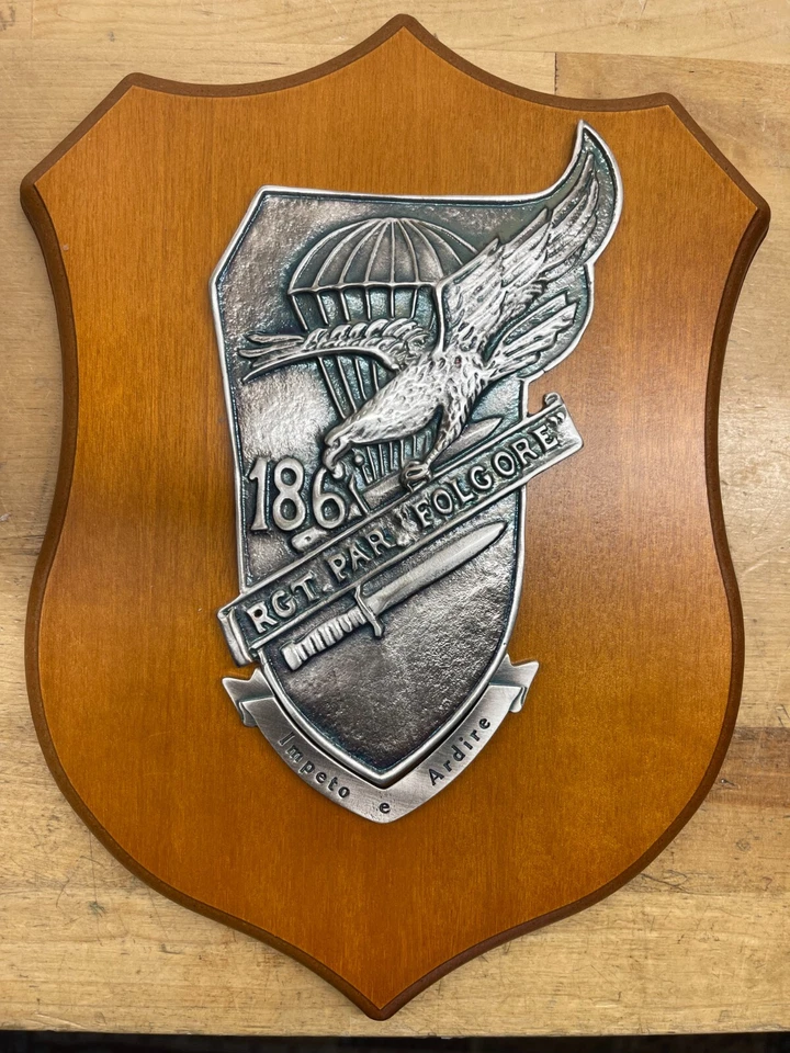 CREST 186° RGT " FOLGORE"  - Immagine 1 di 1